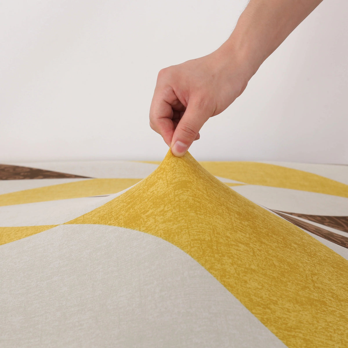 Stretch-Sofabezug mit Druckmuster – Chospell – Ansicht 3