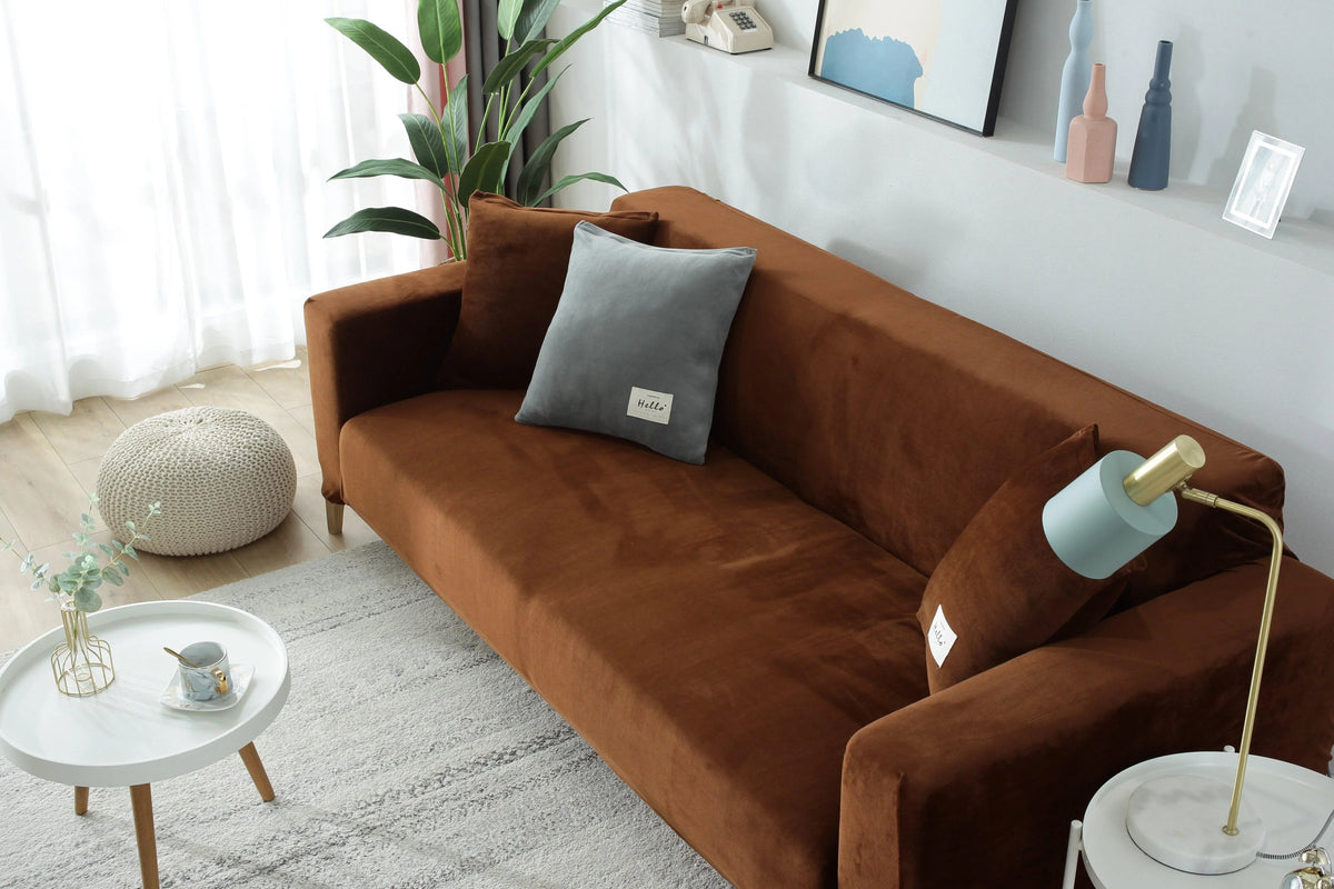 Stretch-Sofabezug aus Samt – Braun – Ansicht 1