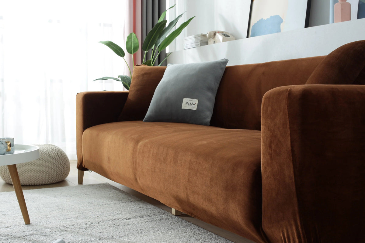 Stretch-Sofabezug aus Samt – Braun – Ansicht 2