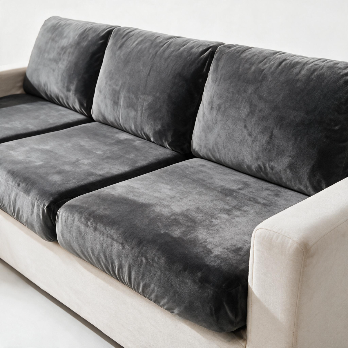 Sitzkissenbezug aus Samt fürs Sofa – Grau – Ansicht 2