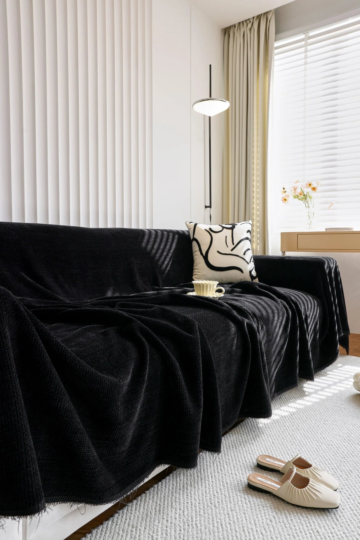 Sofaüberwurf Coveri – Schwarz – Ansicht 3