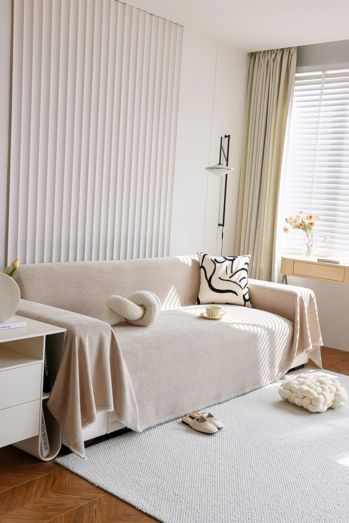 Sofaüberwurf Coveri – Sandbeige – Ansicht 2