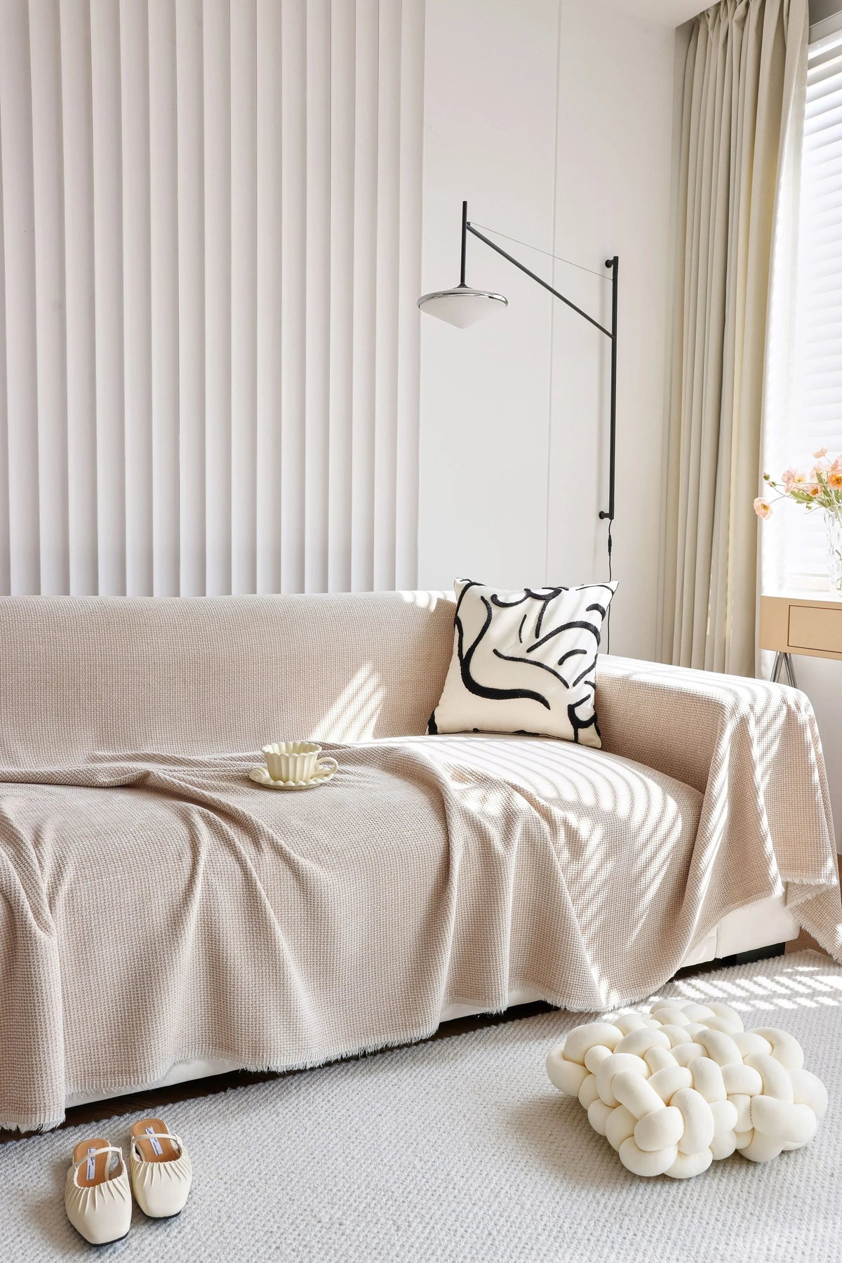 Sofaüberwurf Coveri – Sandbeige – Ansicht 3