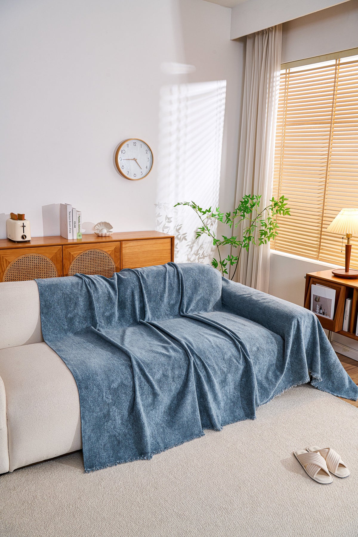 Sofaüberwurf Mistara – Blau – Ansicht 3