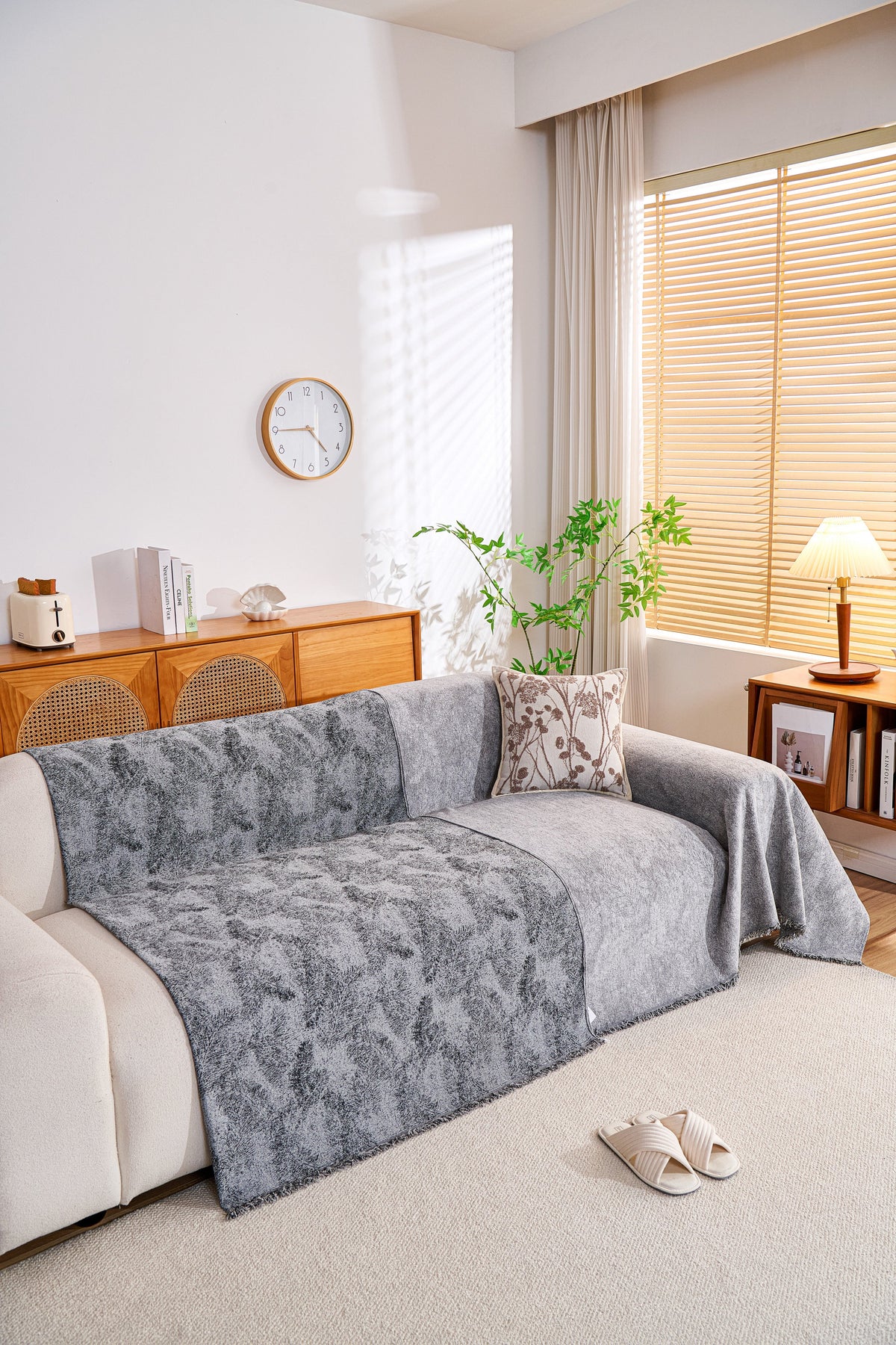 Sofaüberwurf Mistara – Grau – Ansicht 4