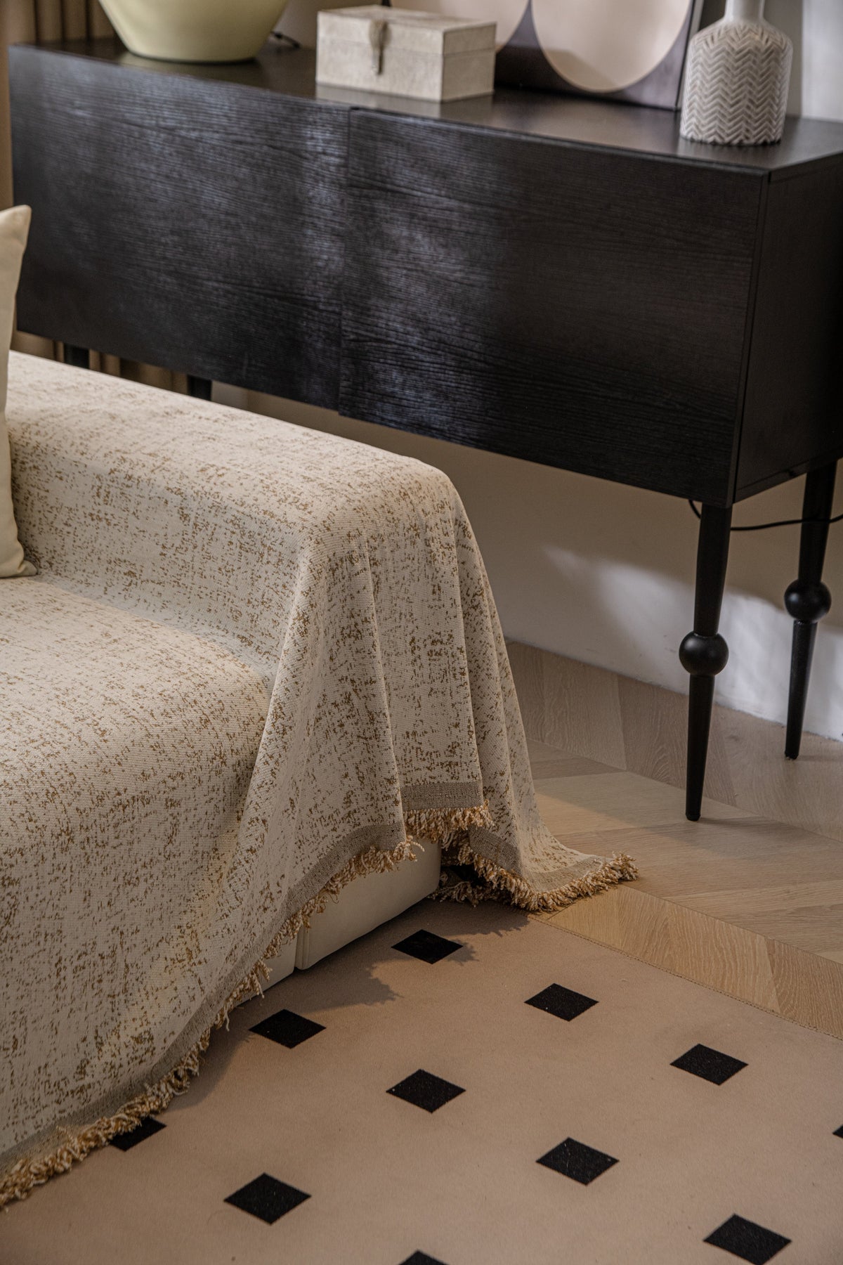 Sofaüberwurf Oriona – Kaffeebraun – Ansicht 5