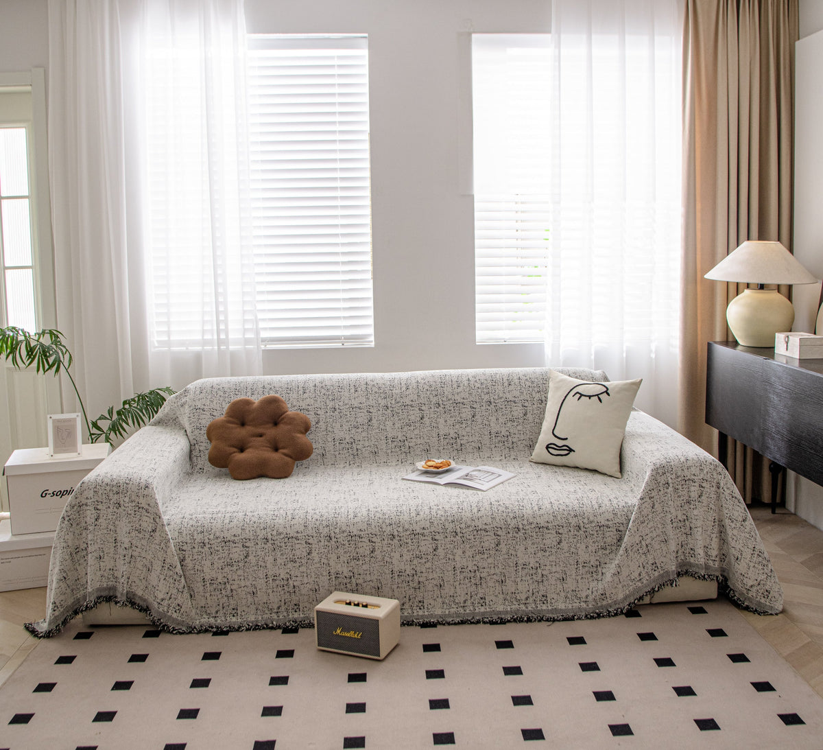 Sofaüberwurf Oriona – Tiefschwarz – Ansicht 7
