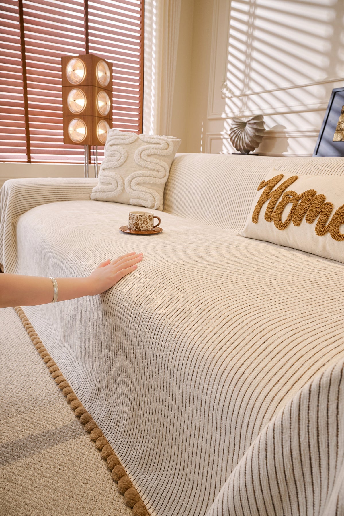 Sofaüberwurf Pomelle – Beige – Ansicht 1