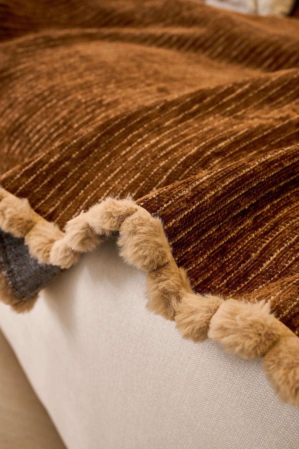 Sofaüberwurf Pomelle – Kaffeebraun – Ansicht 5