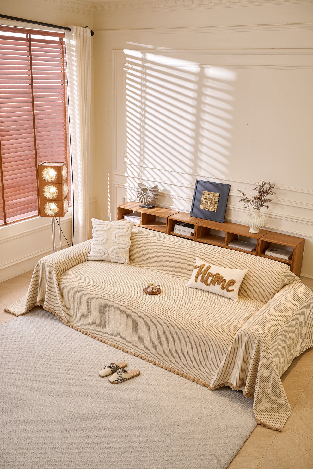 Sofaüberwurf Pomelle – Sandbeige – Ansicht 2