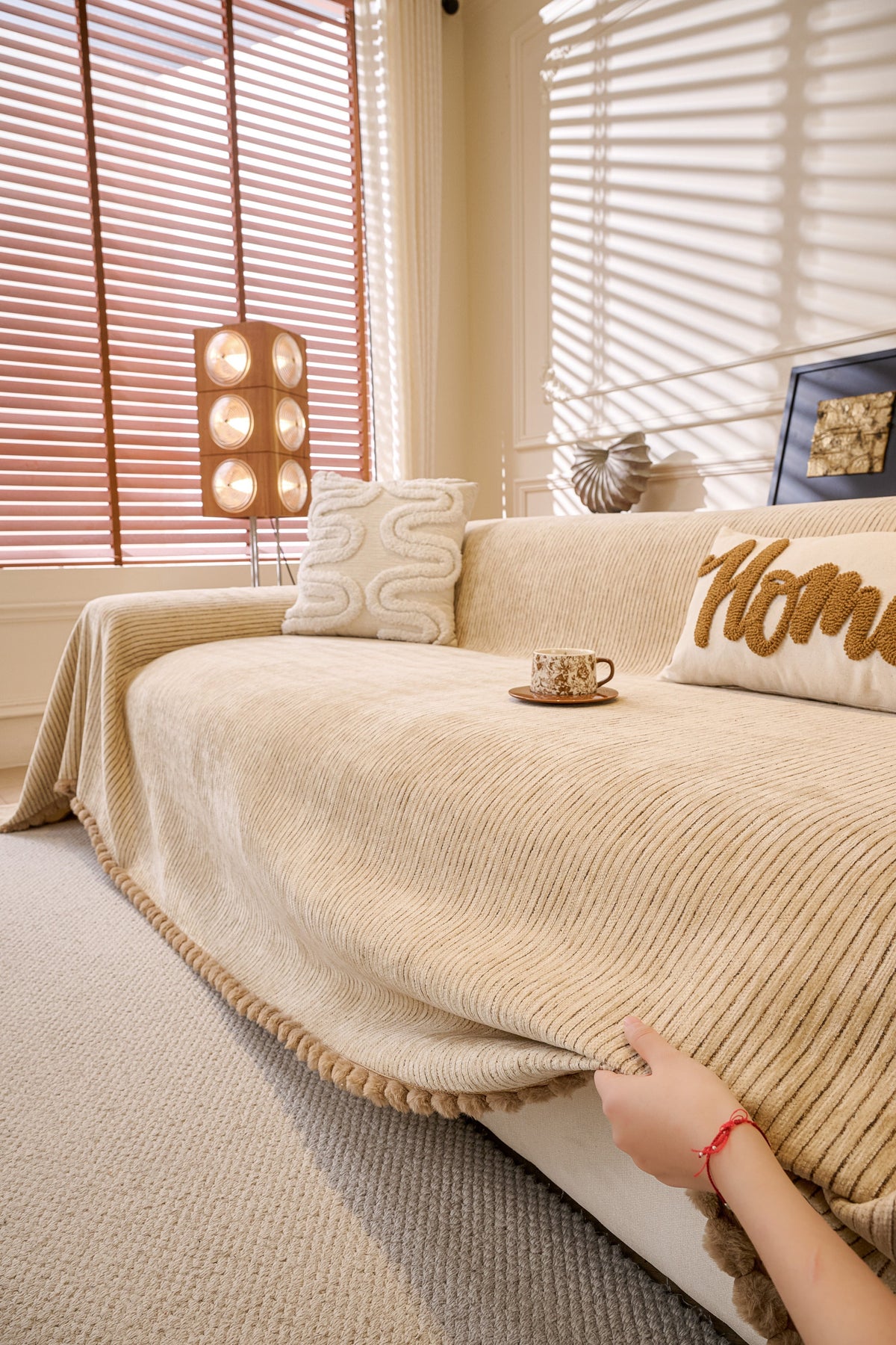 Sofaüberwurf Pomelle – Sandbeige – Ansicht 3
