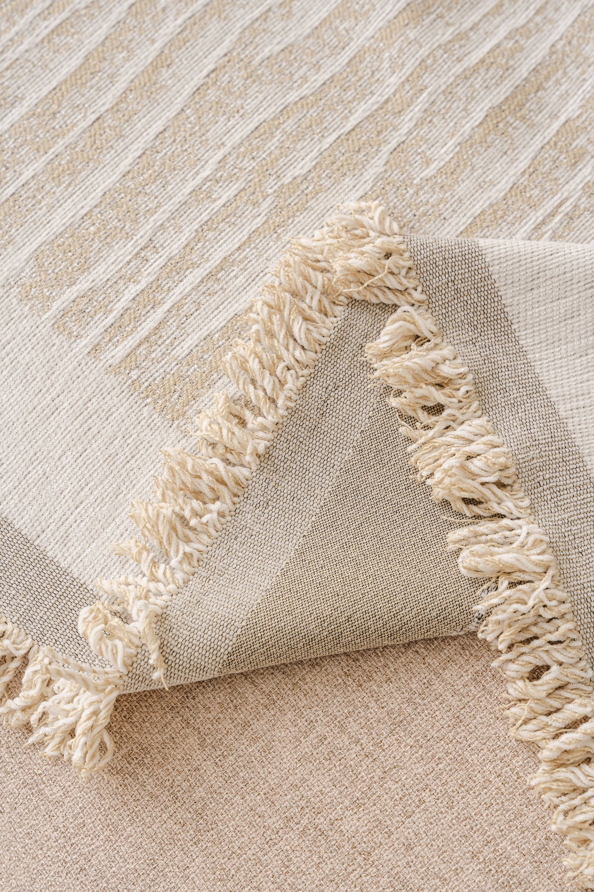 Sofaüberwurf Serena – Sandbeige – Ansicht 5