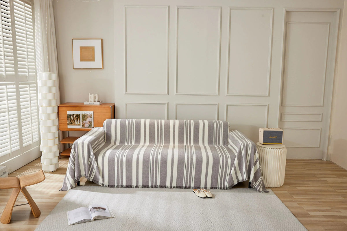 Sofaüberwurf Striniara – Braun – Ansicht 1