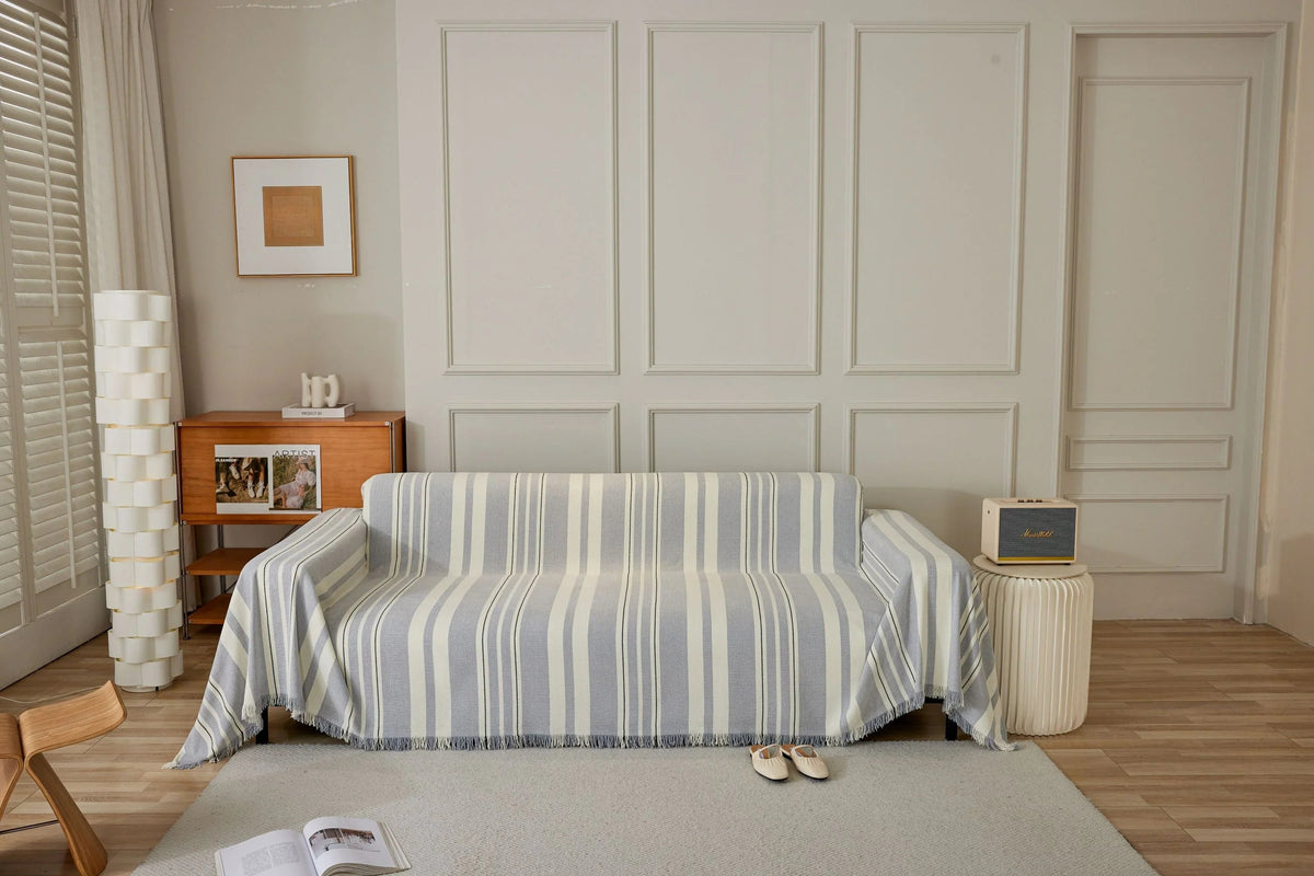 Sofaüberwurf Striniara – Grau – Ansicht 1