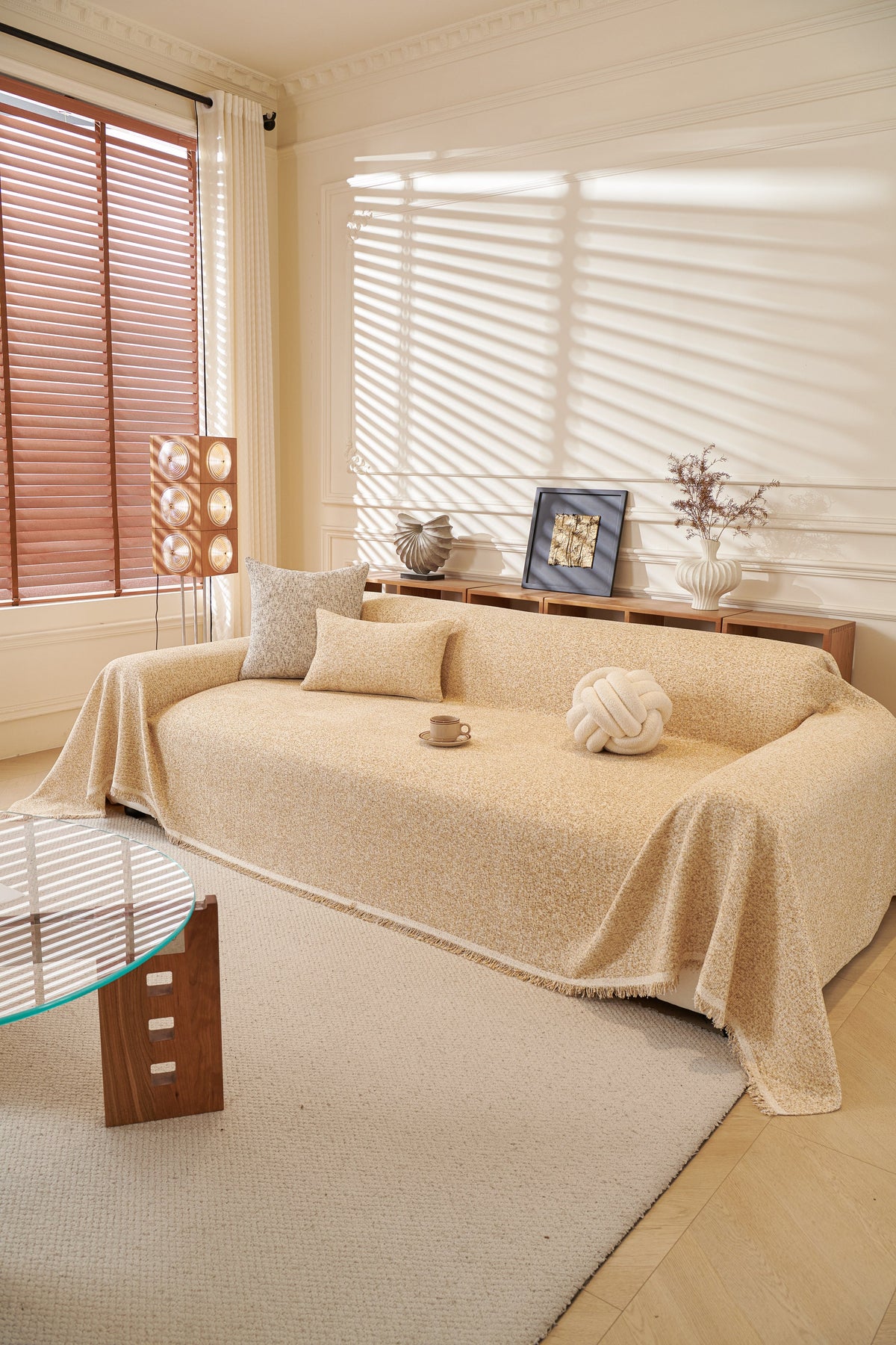 Sofaüberwurf Tressa – Sandbeige – Ansicht 2